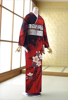 振袖 美品 正絹 トールサイズ 黒×赤 蝶々と花 KF19 melodiapet.com.br